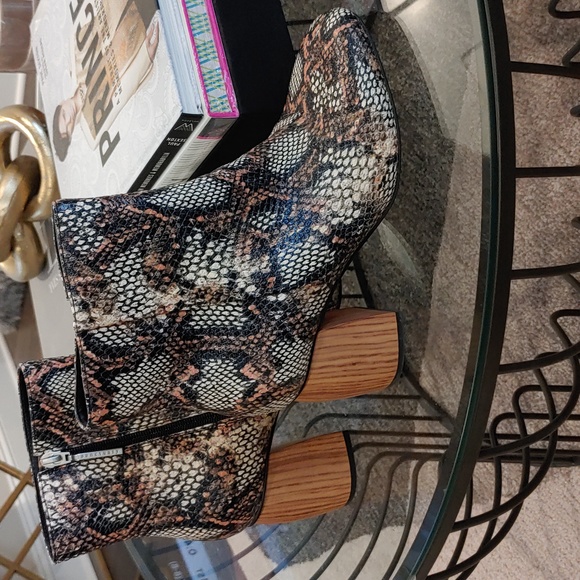 Bootie - Picture 2 of 4